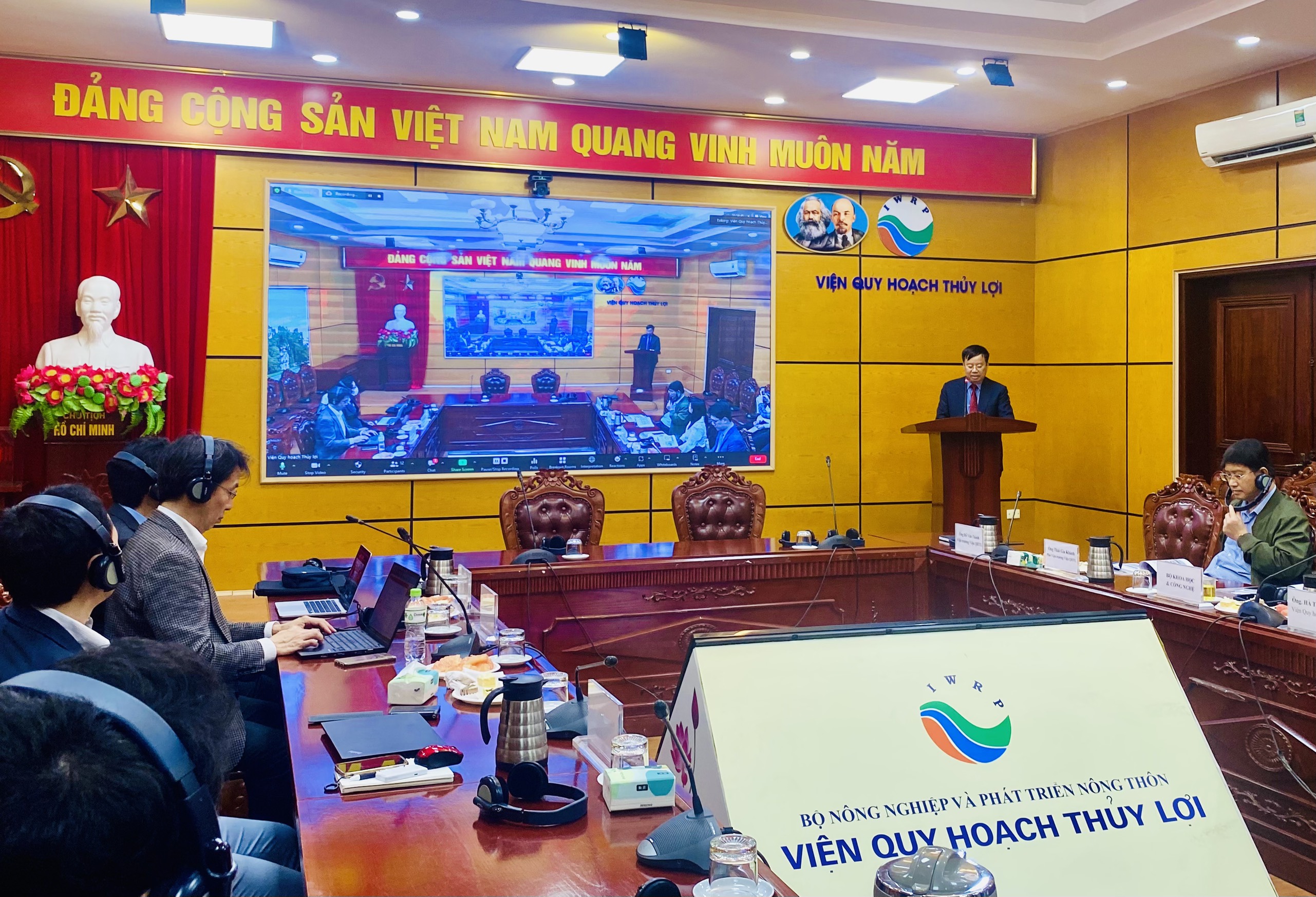 The technical exchange seminar discussed the scientific and technological task outlined in the memorandum between Japan, Indonesia, and Vietnam titled 