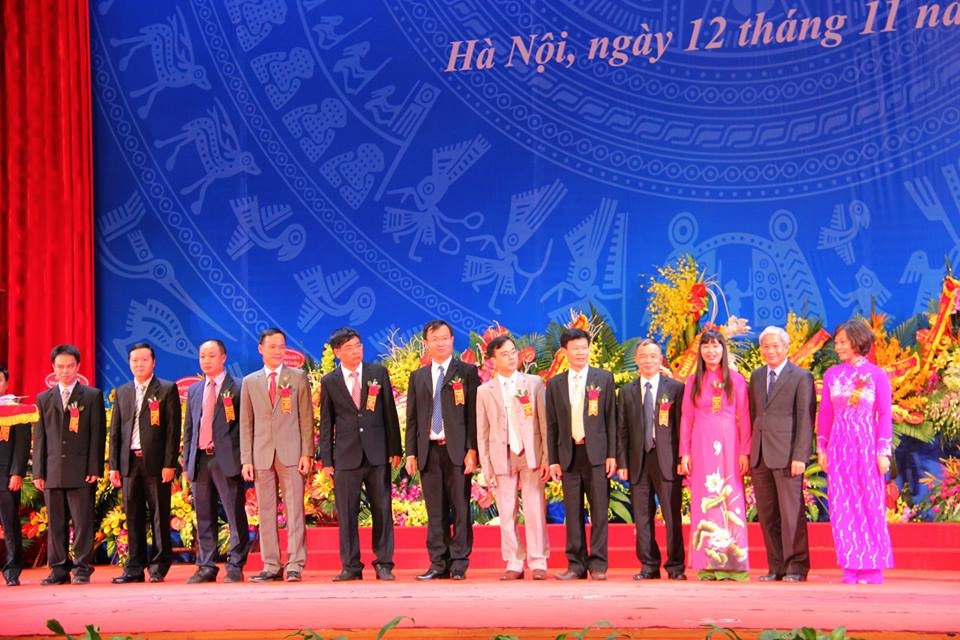https://www.tlu.edu.vn/Portals/0/2015/Thang%2011/gs4.jpg